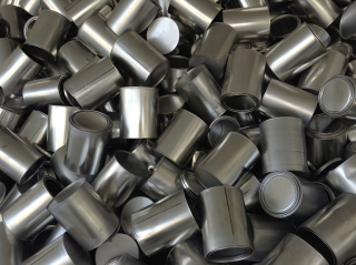 Illustration de l'article : 5 astuces DIY pour donner une seconde vie à vos boîtes de conserve