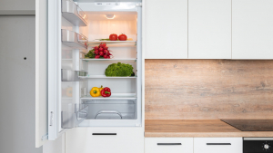 Illustration : "7 astuces simples pour garder son réfrigérateur propre au quotidien"