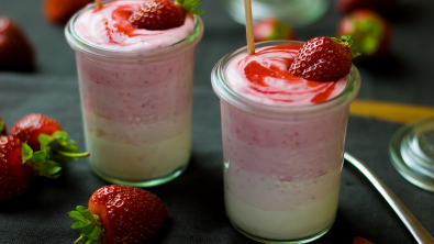 Illustration : "Un délice fruité et peu calorique : la mousse aux fraises et fromage blanc allégé"