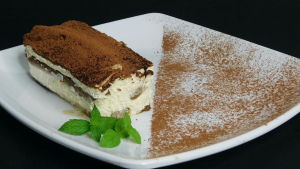 Illustration : "Tiramisu façon roulé : un dessert qui allie goût et originalité"