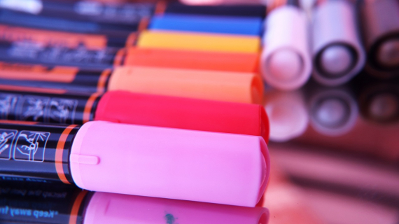 Illustration : Comment débuter en DIY avec les feutres Posca ?