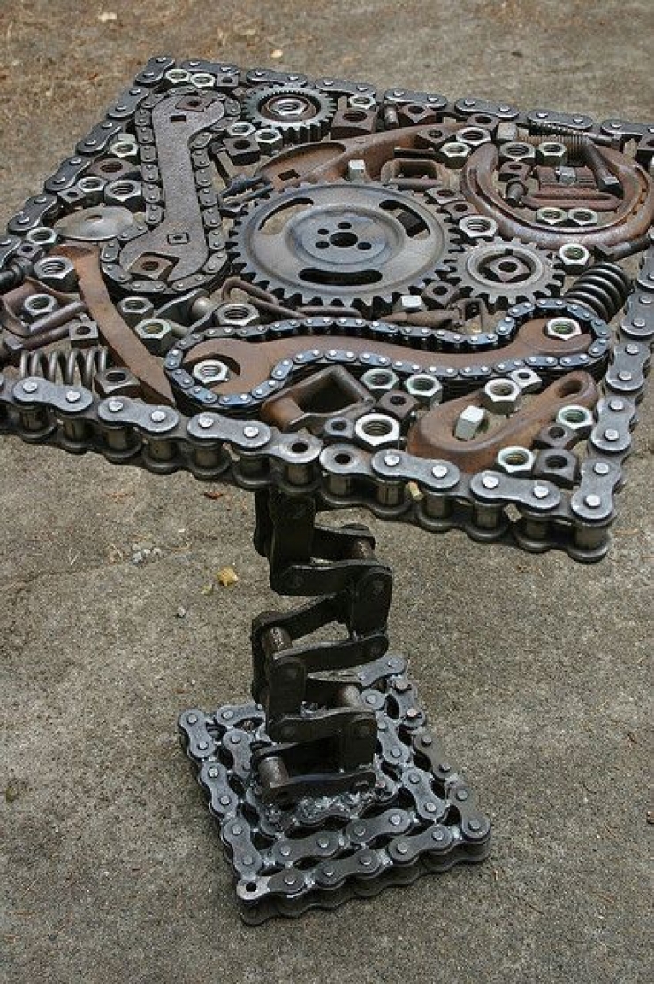 Illustration de l'article : 38 tables très originales pour transformer votre salon en une galerie d’art