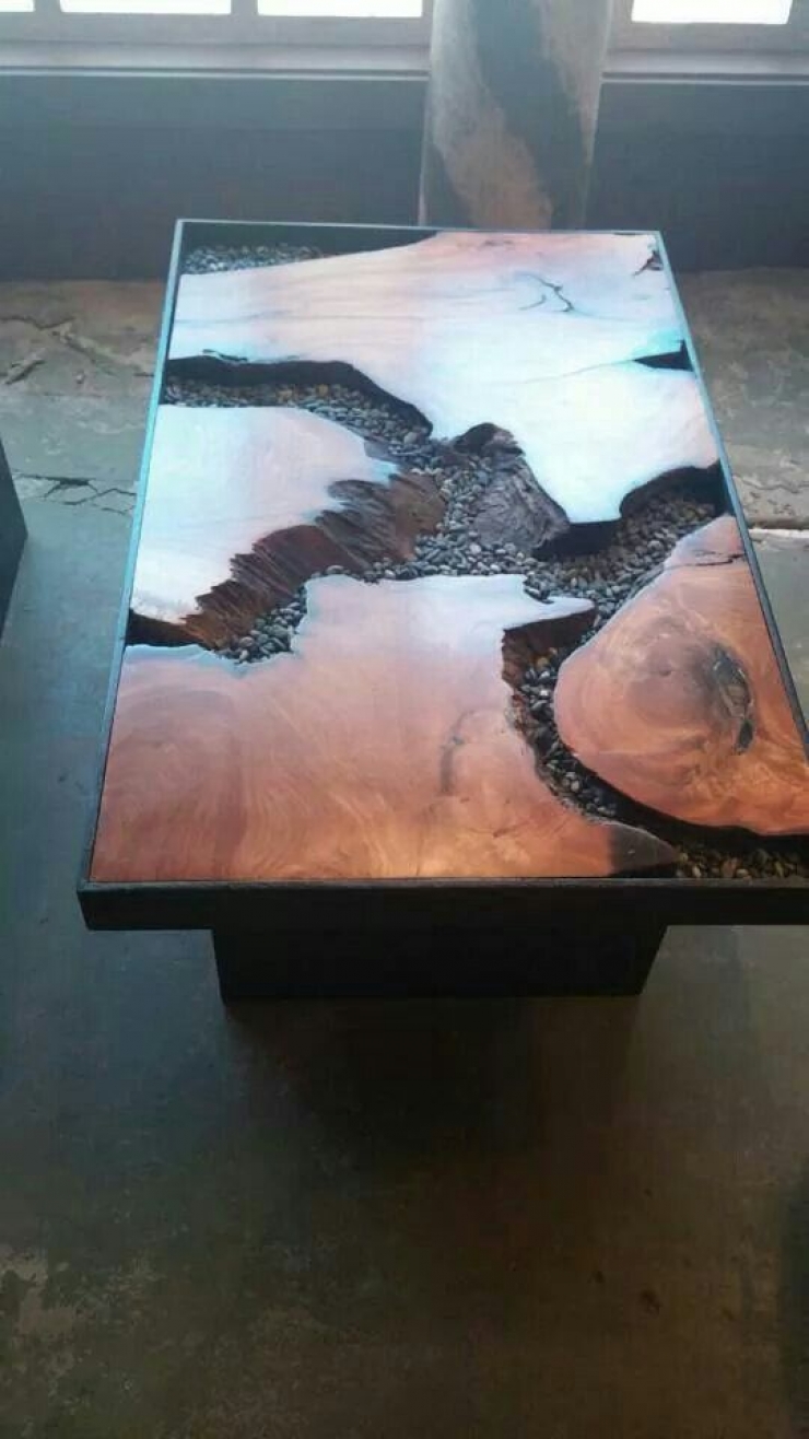 Illustration de l'article : 41 photos pour vous donner l’envie d’installer une table basse insolite