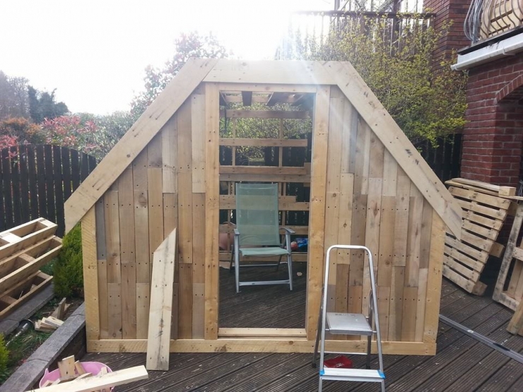 Illustration de l'article : Recyclez vos palettes grâce à ces 42 idées originales et astucieuses