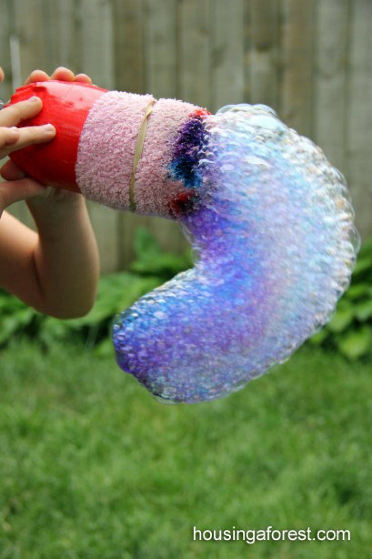 Illustration de l'article : Comment créer un serpent de bulles très facilement ?