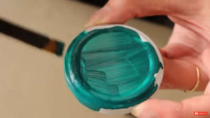 Illustration de l'article : Plusieurs tutoriels pour fabriquer votre propre boule &agrave; neige 